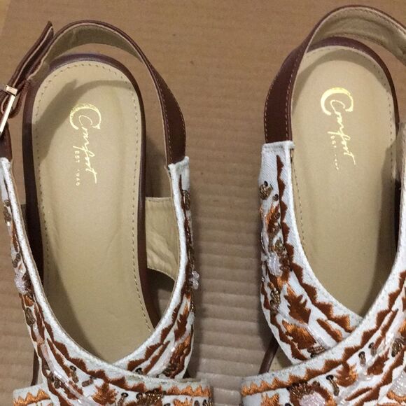 Comfort Beaded Heels - Picture 4 of 15